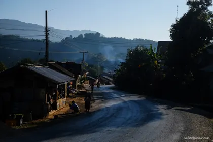Houaxay J353 Laos