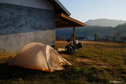 Houaxay J353 Laos