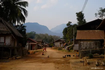 Houaxay J353 Laos